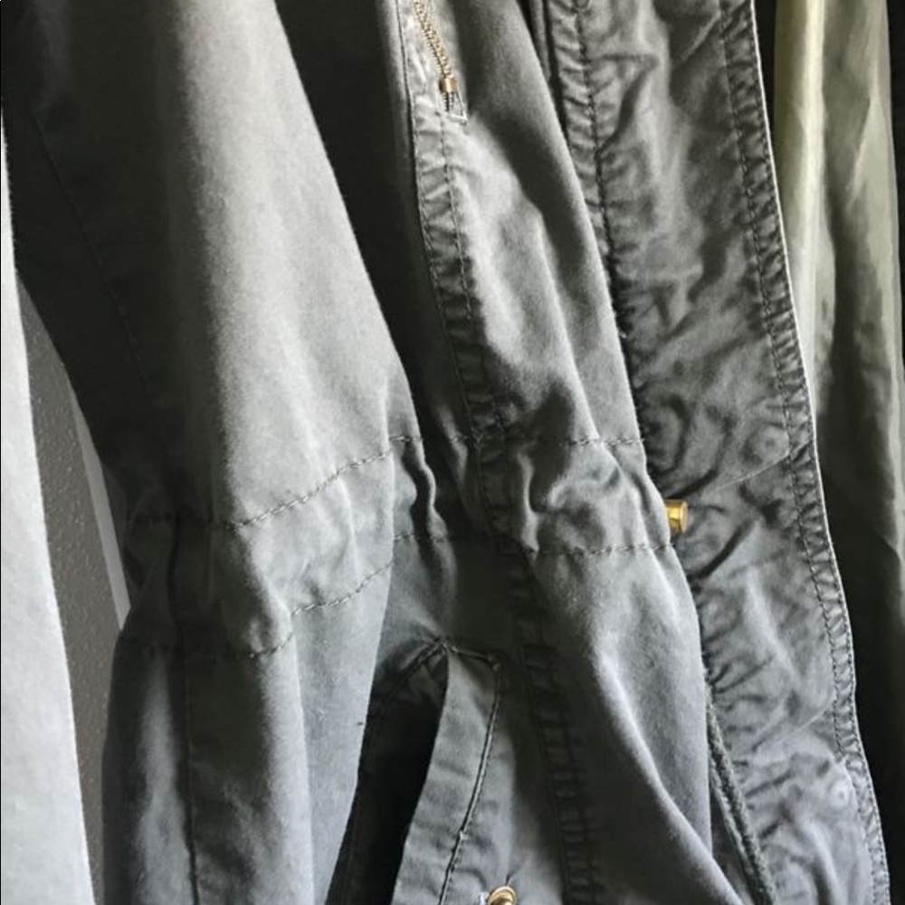 Jacket - Picture 3 of 3